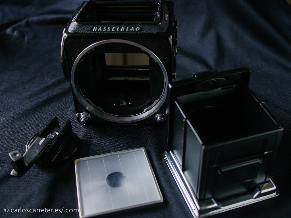 Hasselblad 503cx - Cuerpo de cámara desmontado