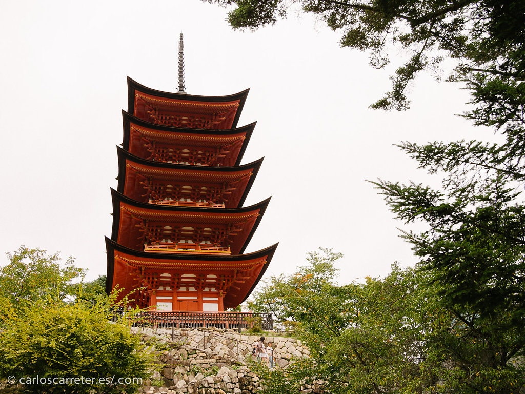 Pagoda del santuario de Itsukushima - Miyajima