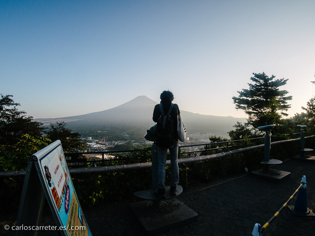 Monte Fuji desde la estación superior del funicular Kachi Kachi